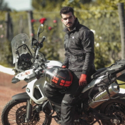 Campera Calefaccionada WanderWarm Odin Negro