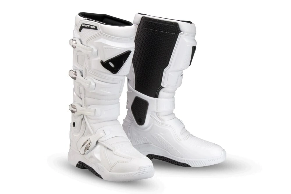 BOTAS CROSS XANDER ARTICULADAS BLANCO TALLE 45 AR44 -UFO-