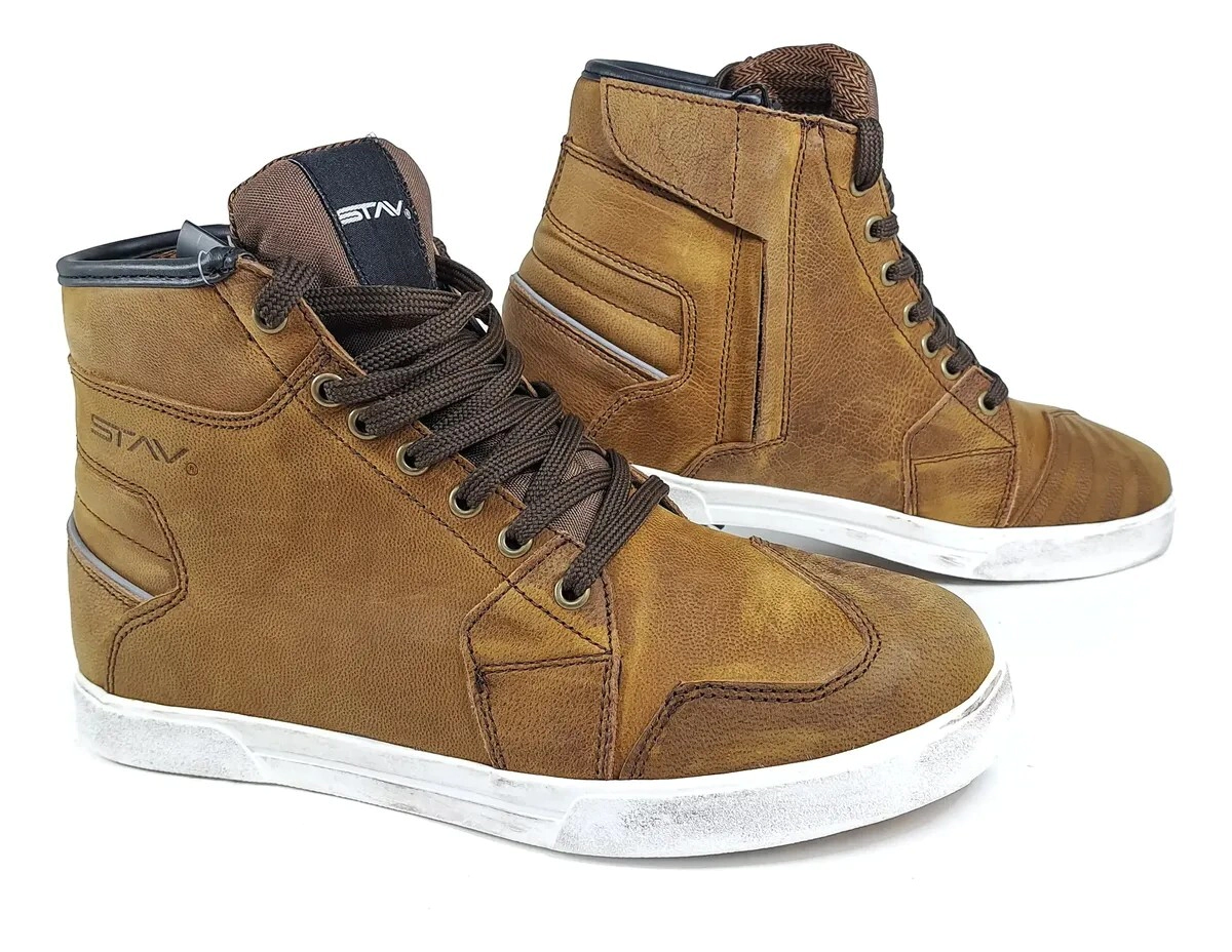 BOTAS CUERO COMMUTER MARRON TALLE 42 -STAV-