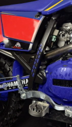 AMX Cubre Cuadro Moto Yamaha TTR 230 negro
