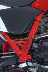 Cubre Cuadro AMX Honda Tornado XR 250