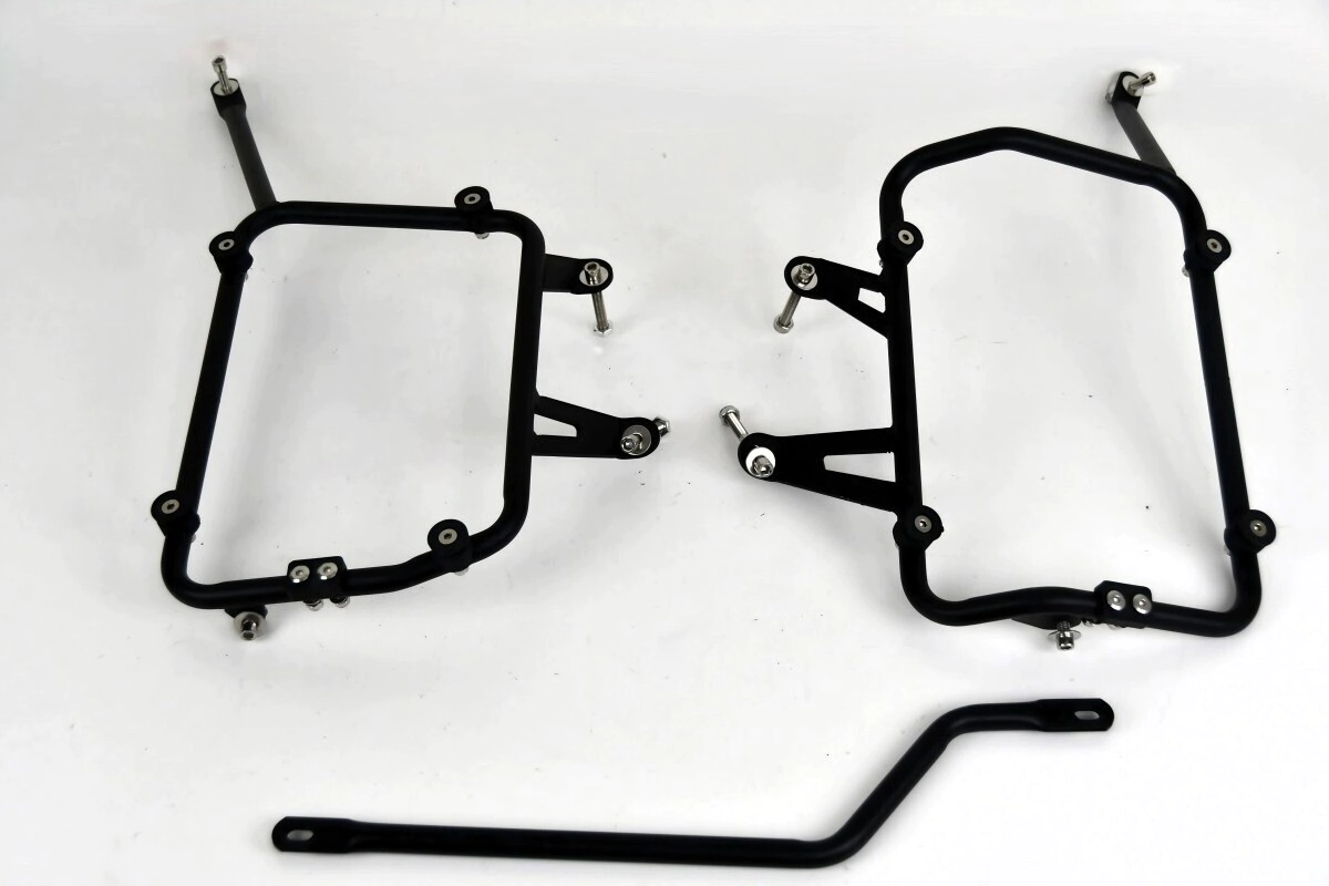 Coocase Soporte Bauleras Laterales Moto QJ Motor SRT 550SX 600SX 2022-2025